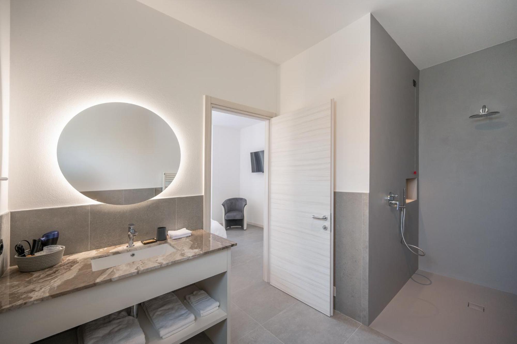Hotel Laguna 3*
