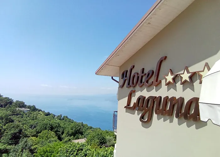 Hotel Laguna