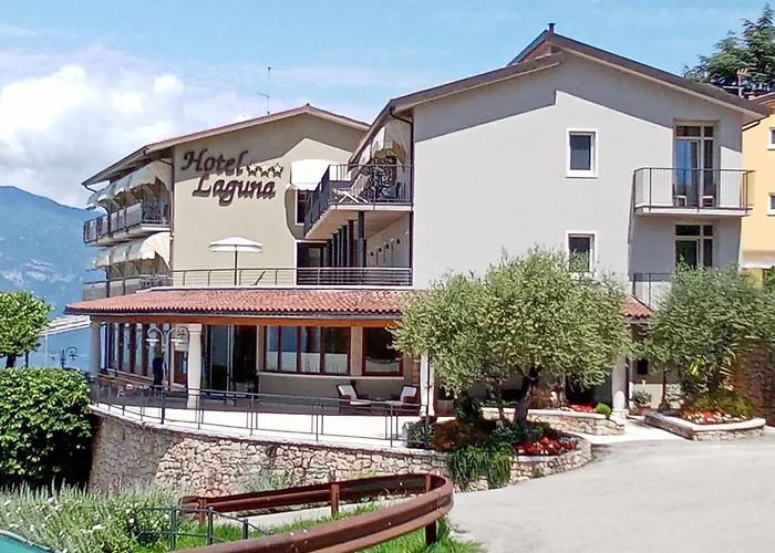 Hotel Laguna