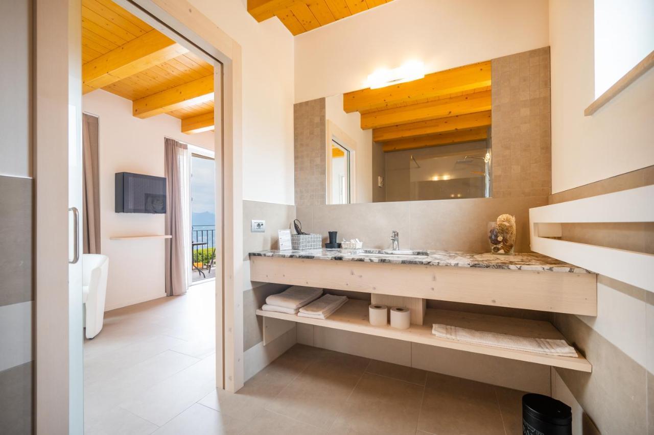 Laguna 3* Pai